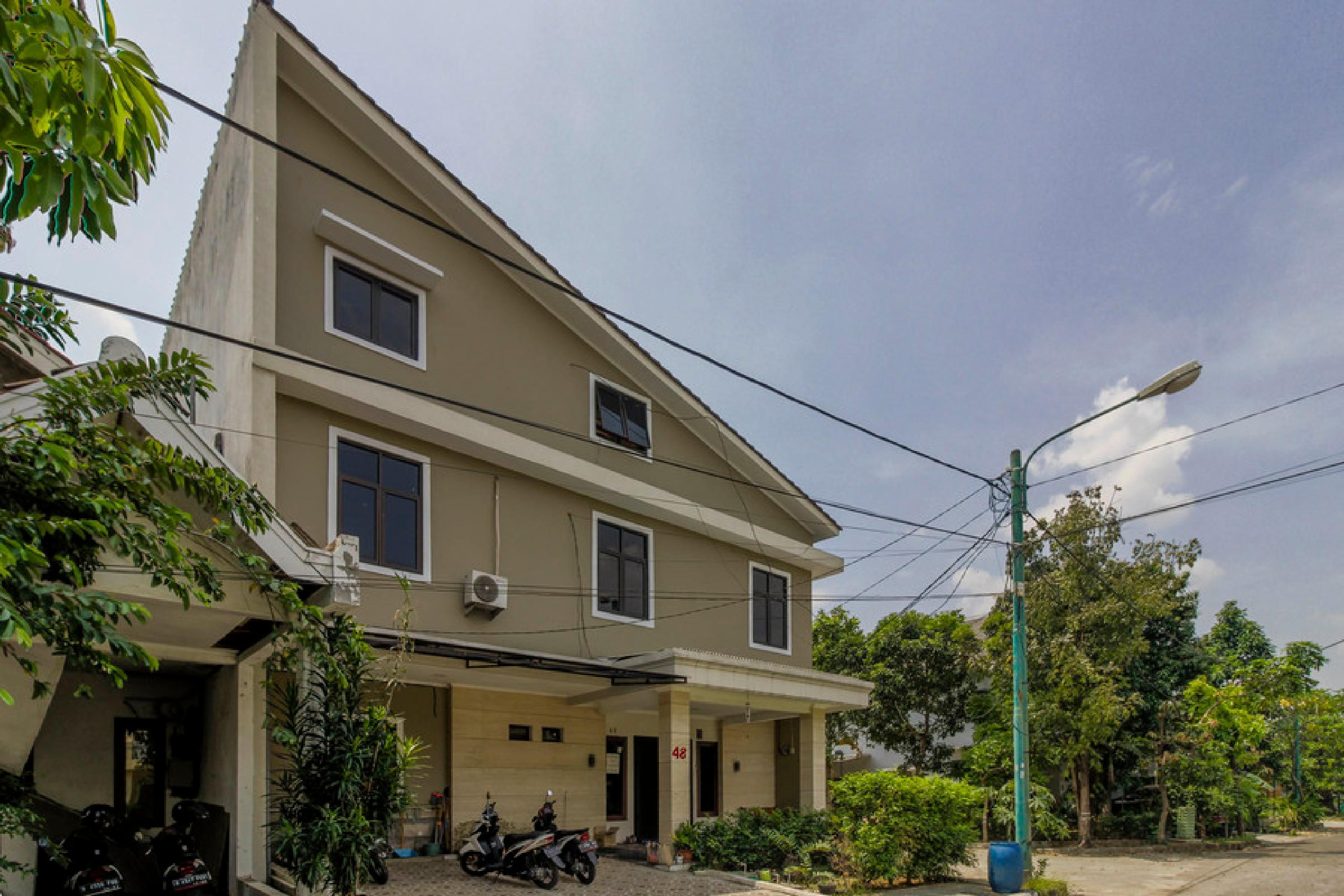 Reddoorz Plus Near Lippo Cikarang Mall Bekasi Extérieur photo